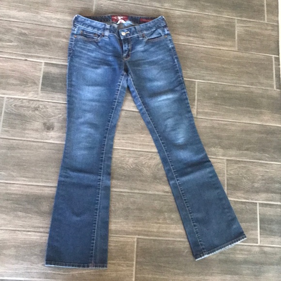 Lucky Jeans - Picture 4 of 5